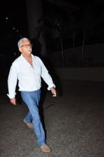 Naseeruddin Shah snapped at airport on 28th June 2016